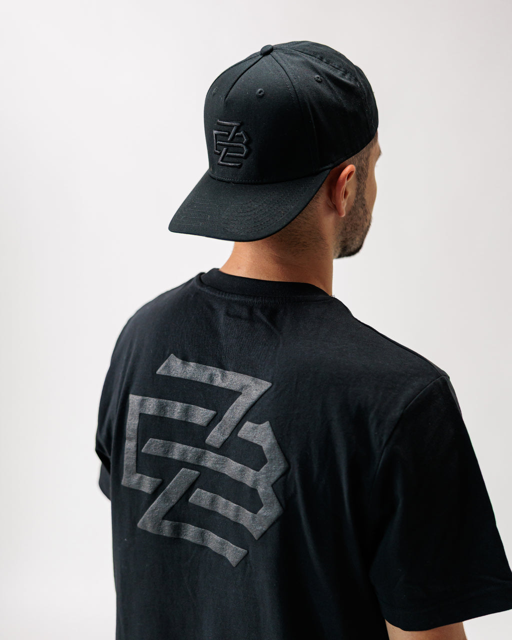 Kšiltovka FCZB Monogram tone-in-tone černá